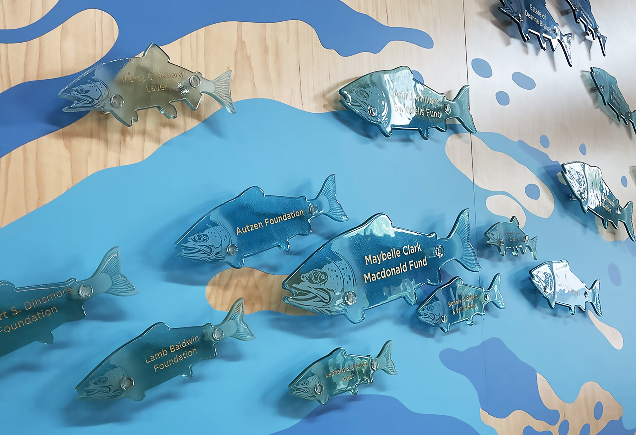 Glass Salmon Mural at Oregon Coast Aquarium by Jay Hoyt Curtis