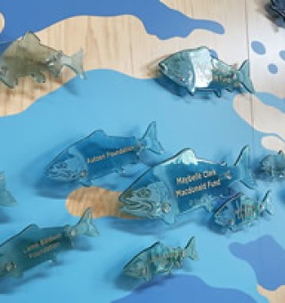 Glass Salmon Mural at Oregon Coast Aquarium by Jay Hoyt Curtis